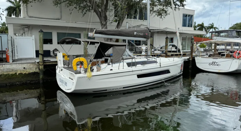 Dufour 37 | Island Girl